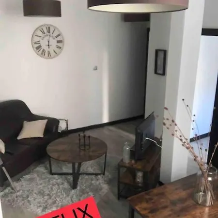 Tres Joli T2 Dans La Vieille Angoulême